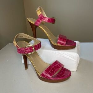 Stuart Weitzman Pink Croc Embossed Leather Sandals Size 6.5